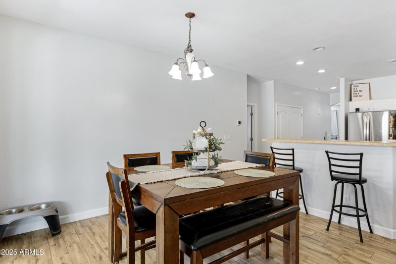 17292 W Pinnacle Vista Dr-11