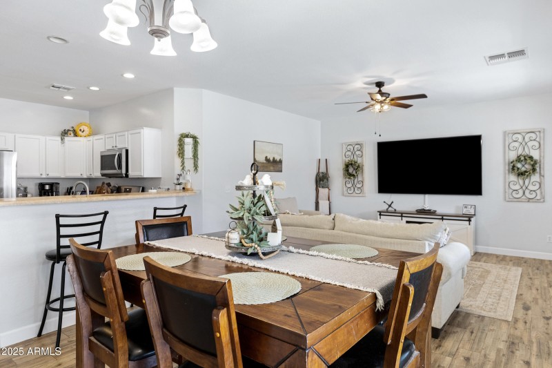 17292 W Pinnacle Vista Dr-12