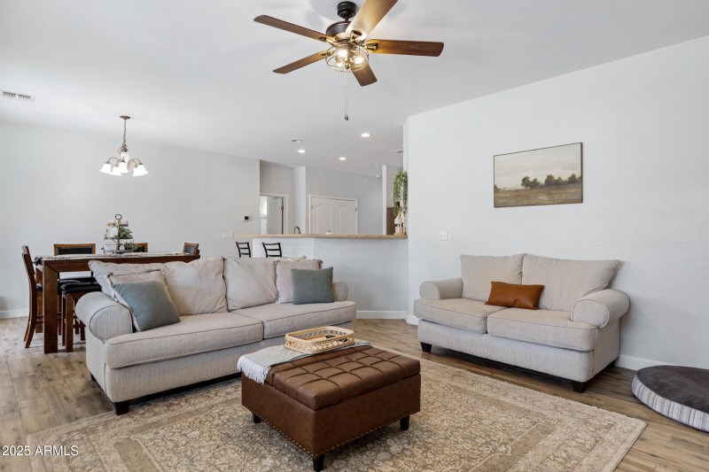 17292 W Pinnacle Vista Dr-14