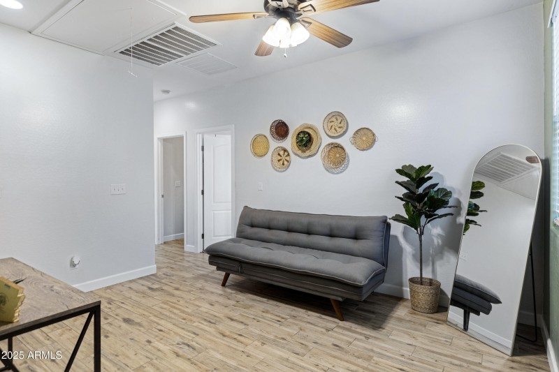 17292 W Pinnacle Vista Dr-23