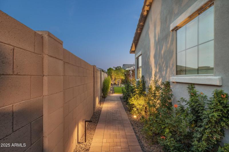 70-web-or-mls-20797-w-rattler-rd