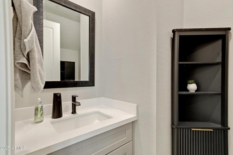 226 E Markwood Dr-19