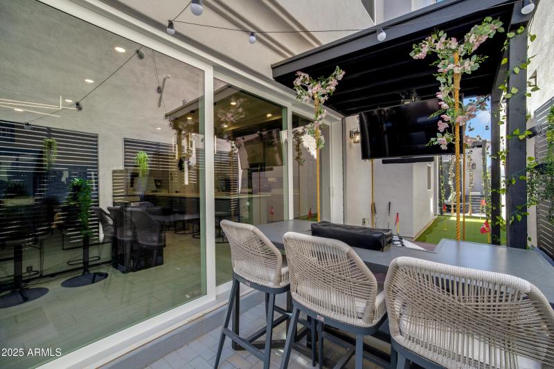 226 E Markwood Dr-27