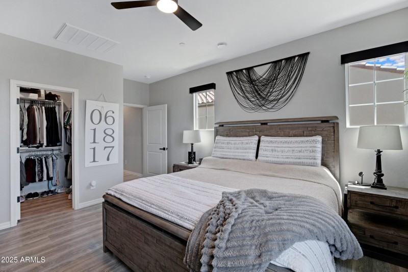 226 E Markwood Dr-35