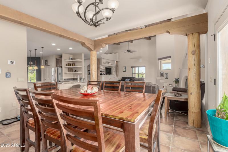 11 - Equestrian 11917