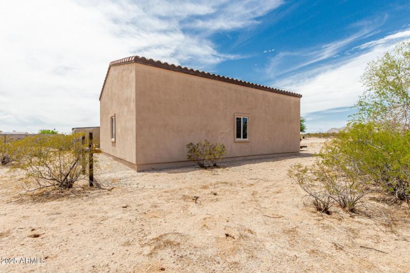 40 - Equestrian 11917