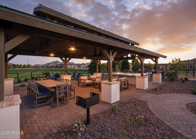 AZ_Caleda_Amenities_Park_8