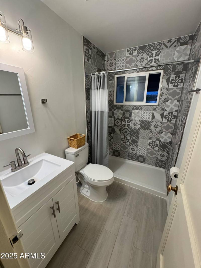 521 W Lomita Bathroom