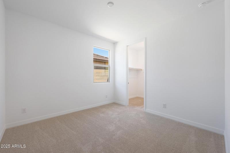 PHX_TierraVistoso_Lot 2010_Burgundy_1742