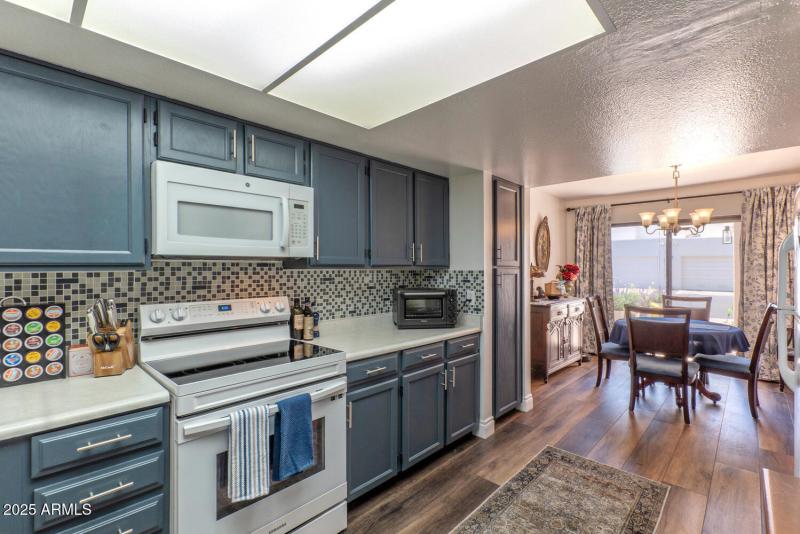 2326 East Evans Drive Phoenix-large-009-