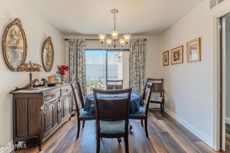 2326 East Evans Drive Phoenix-large-013-