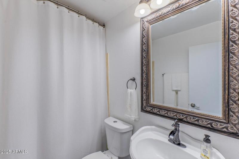 2326 East Evans Drive Phoenix-large-019-