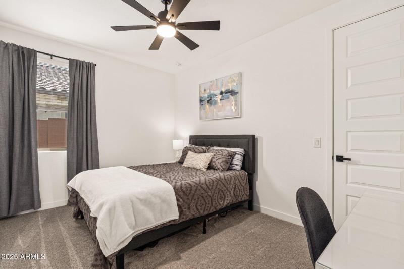 19968 W Flower St - 26