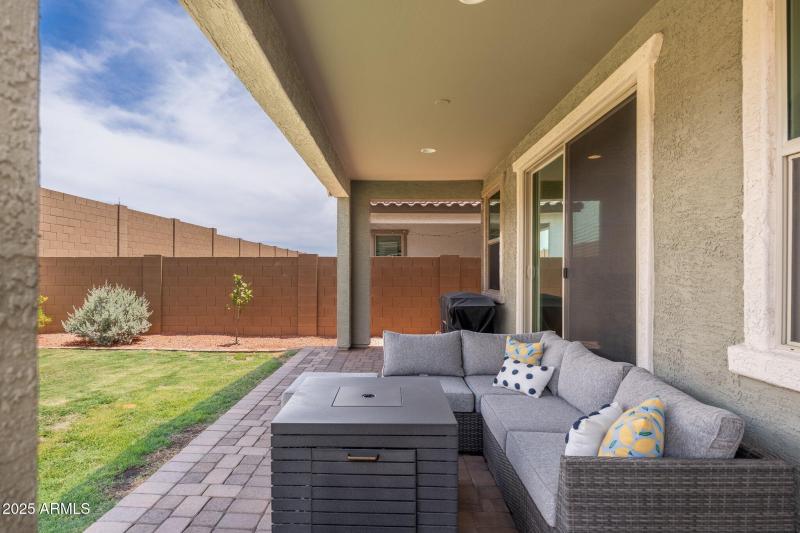 19968 W Flower St - 28