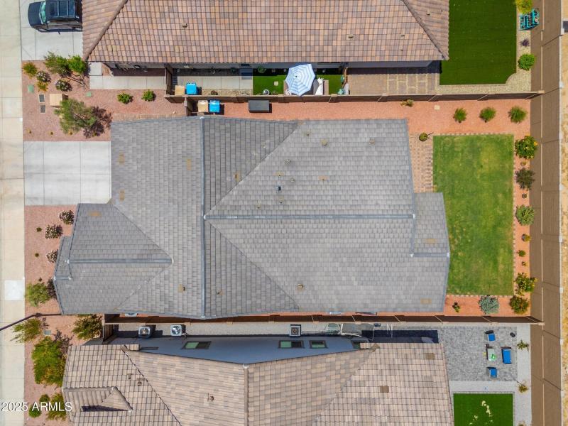 19968 W Flower St - 39