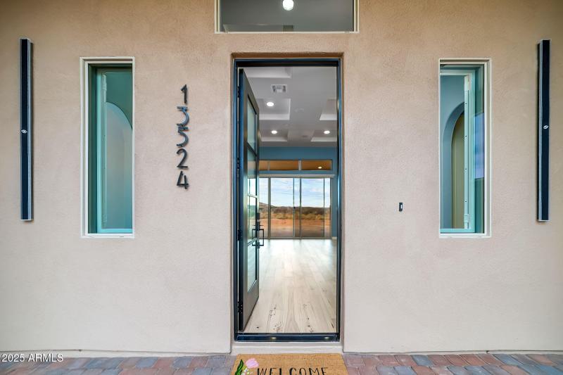 6-web-or-mls-13524 S High Haven Mesa - M