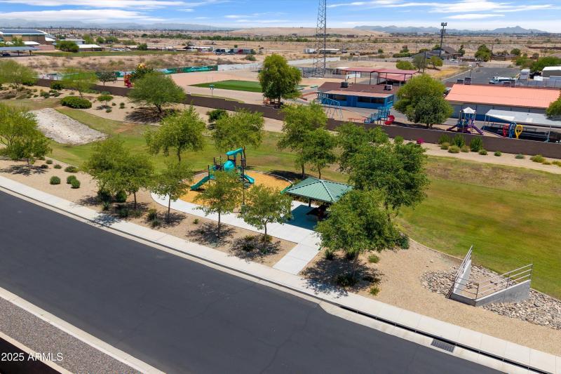 54-DJI_20250522120157_0102_D