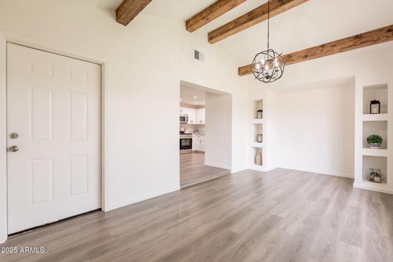 23-web-or-mls-Ludlow-23