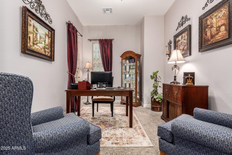 Den/Bonus Room