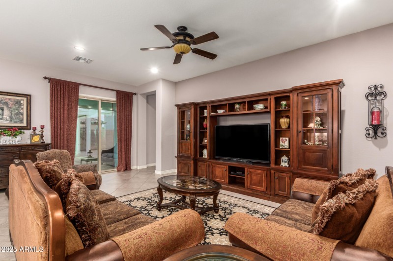 10 Foot Ceilings Throughout