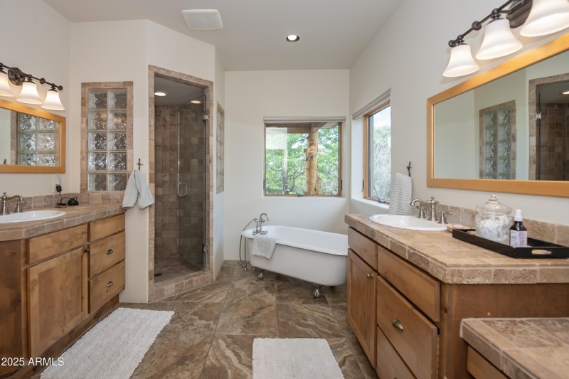 07 Master Bath a