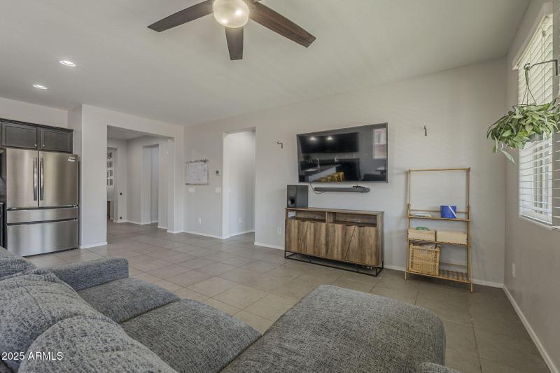 10-web-or-mls-Desert Spoon-10