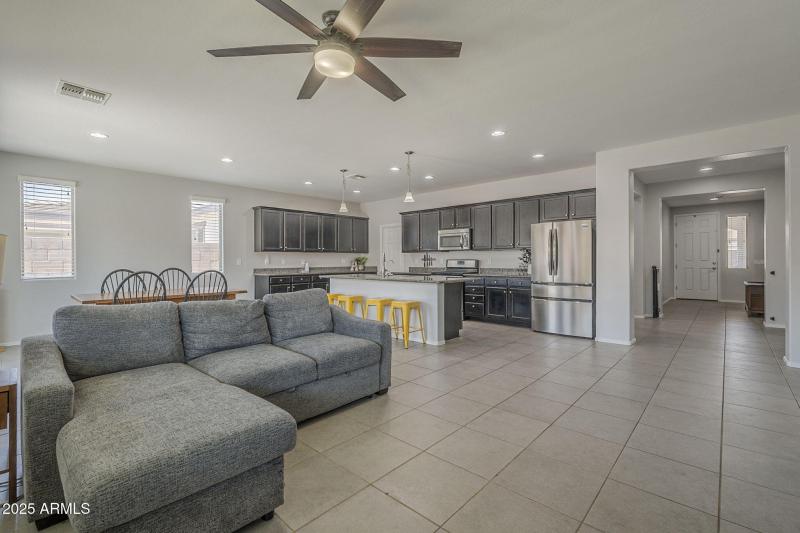 11-web-or-mls-Desert Spoon-11