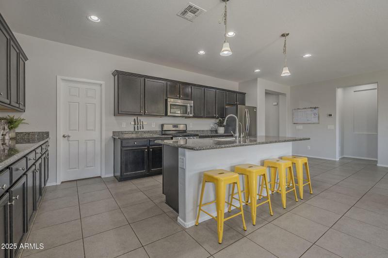 17-web-or-mls-Desert Spoon-17