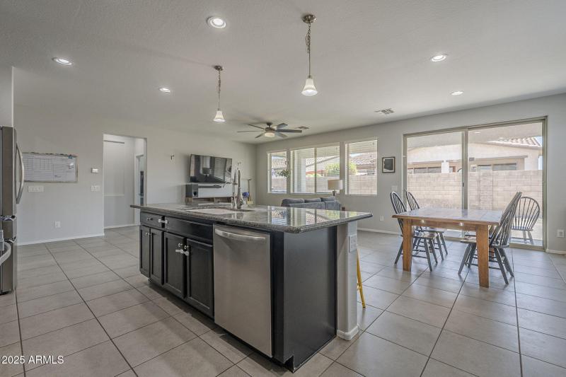 18-web-or-mls-Desert Spoon-18