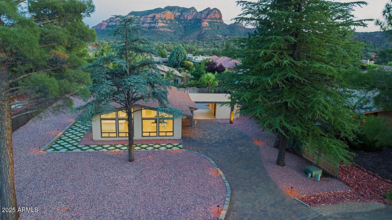 0-HK5A2281-CmRaw-Plus-Edit-DJI_0587