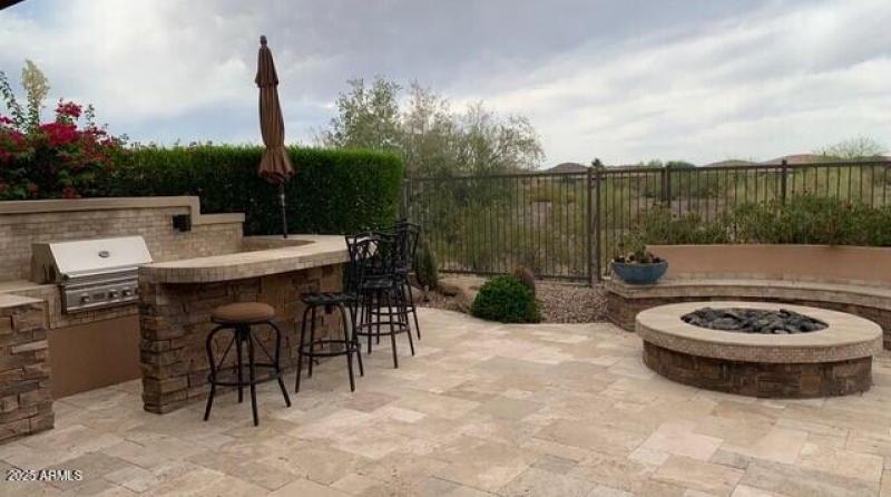 Built-in BBQ and Bar Plus Firepit