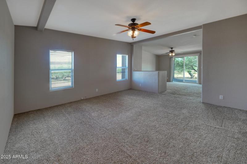 16115_2738 North Calle Tercero