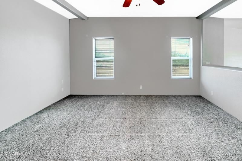 16148_2738 North Calle Tercero