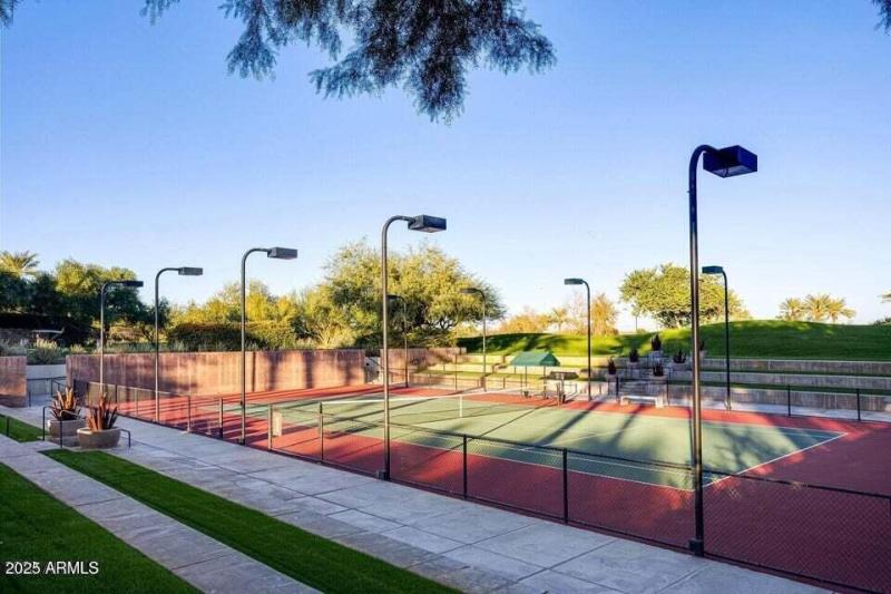 Kiva Club Tennis Court