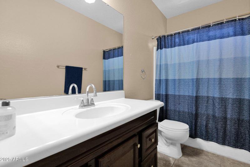 16-web-or-mls-P1222395