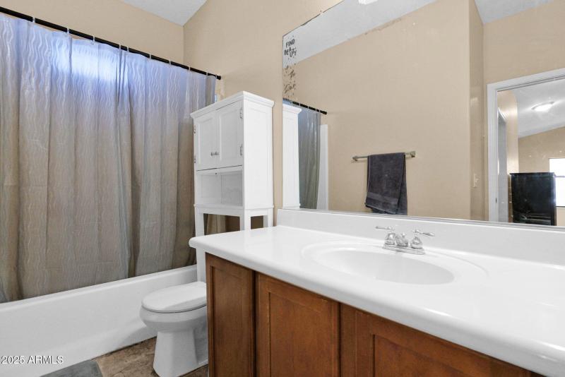 18-web-or-mls-P1222397