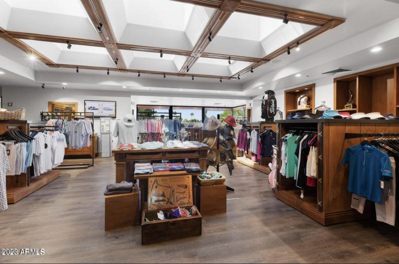 Golf shop