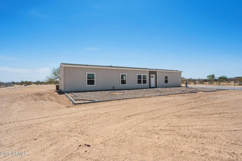 2-web-or-mls-1543-ruby-rd