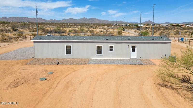 24-web-or-mls-1543-ruby-rd