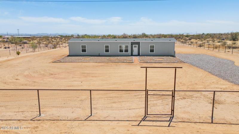 25-web-or-mls-1543-ruby-rd