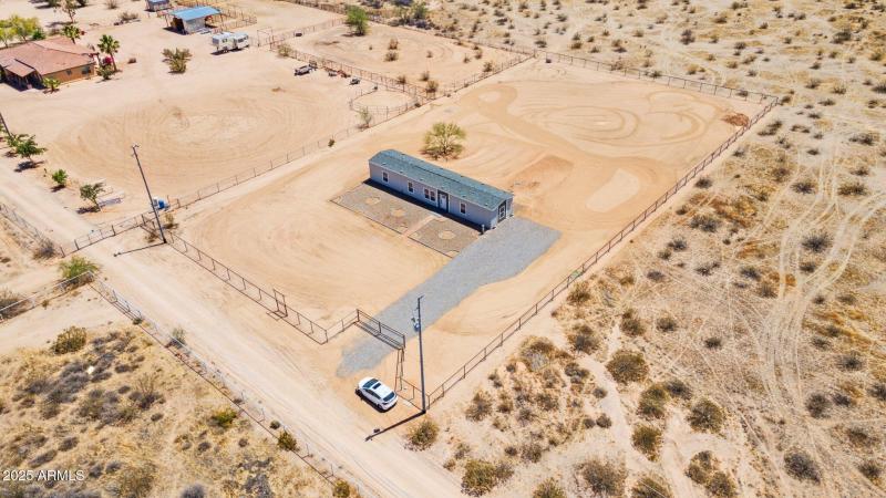 28-web-or-mls-1543-ruby-rd