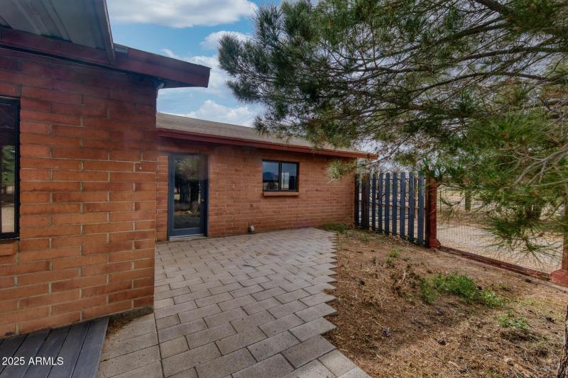 100016-11870 North Fort Grant Road