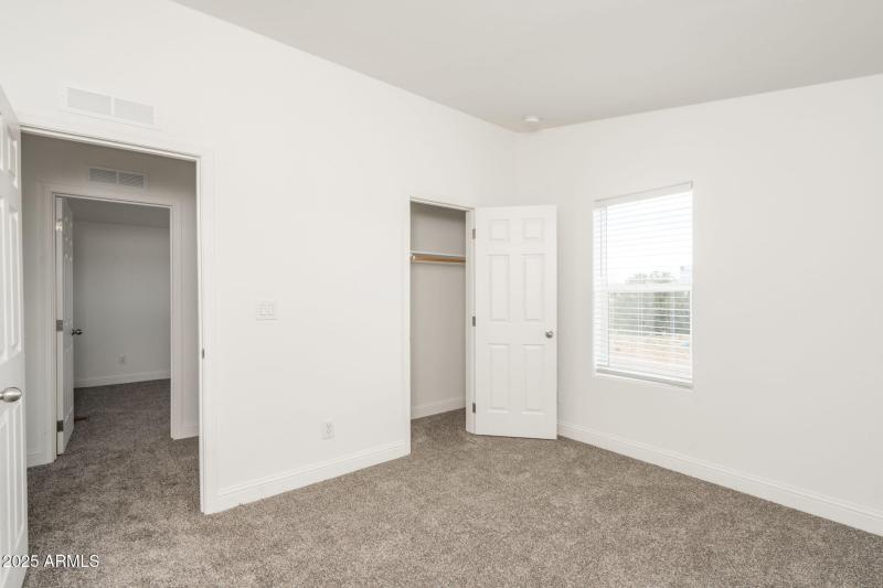 21-web-or-mls-25200-n-enid-dr