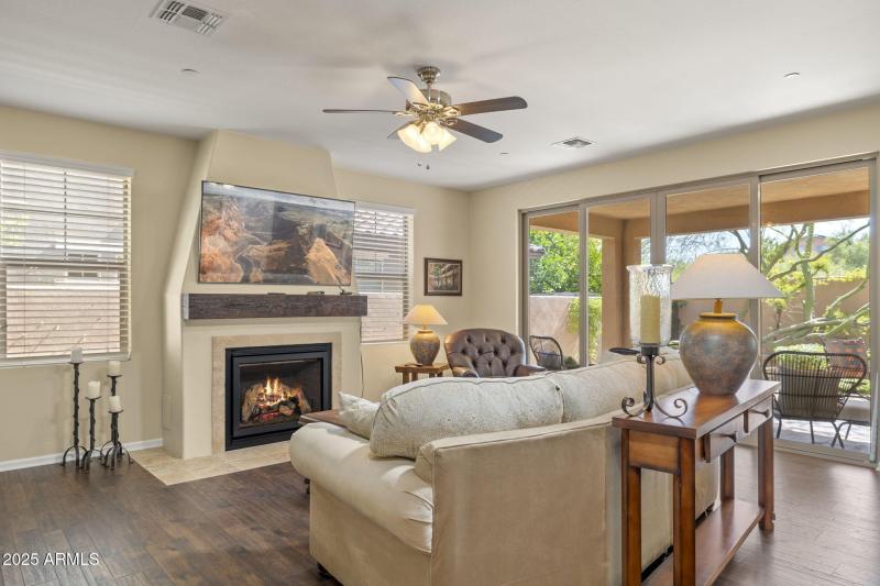 8-web-or-mls-6231-e-mark-way-14