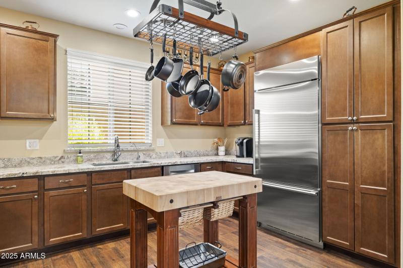 14-web-or-mls-6231-e-mark-way-14