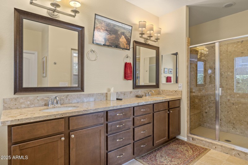 19-web-or-mls-6231-e-mark-way-14