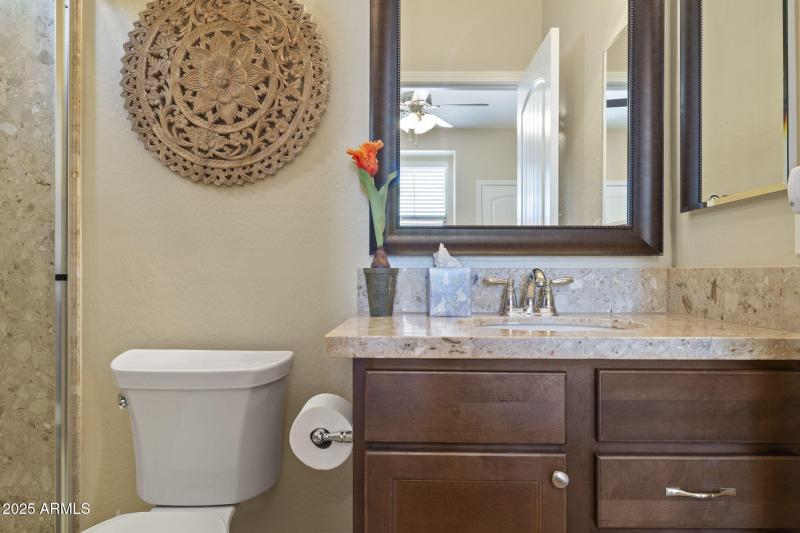 27-web-or-mls-6231-e-mark-way-14