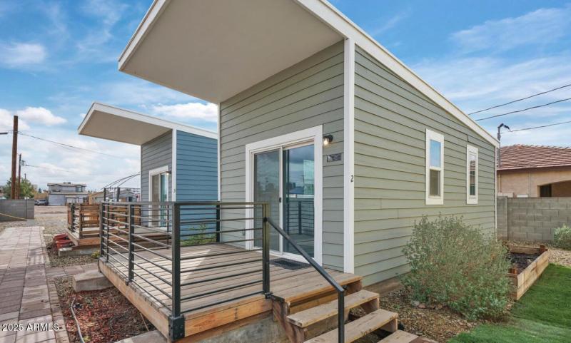 1229 S 13th Ave - Unit 2 - 0 Exterior