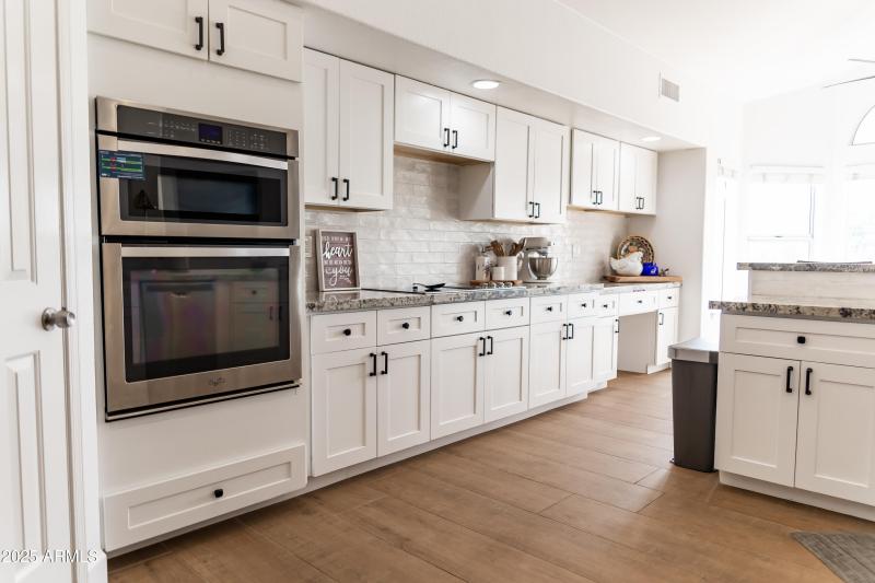 19276 N 90th Place 007