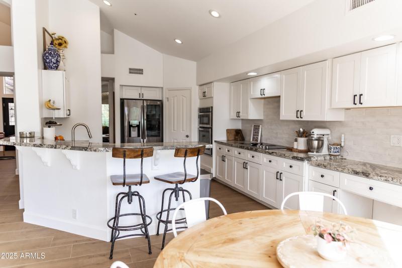 19276 N 90th Place 011